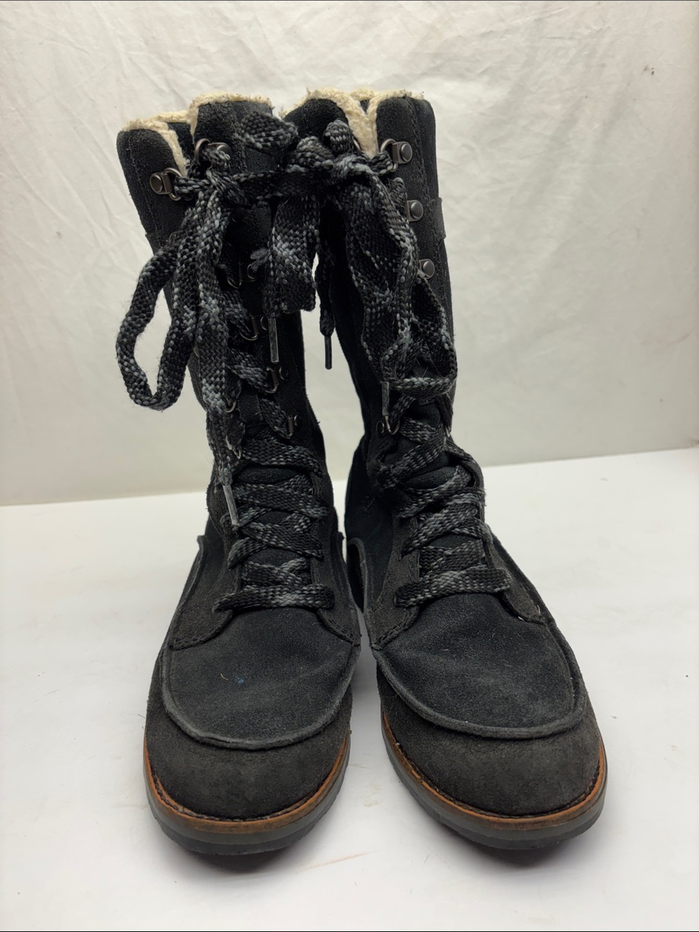 Patagonia Black Lace-Up Fur-Trim Winter Boots, SZ 8
